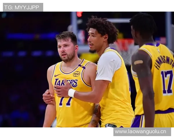 湖人揭幕战首发阵容初步确定东契奇身边的辅佐者成关键因素