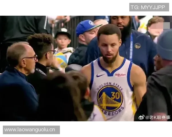 库里首节低调发挥仅得3分助队友展现实力全队配合默契